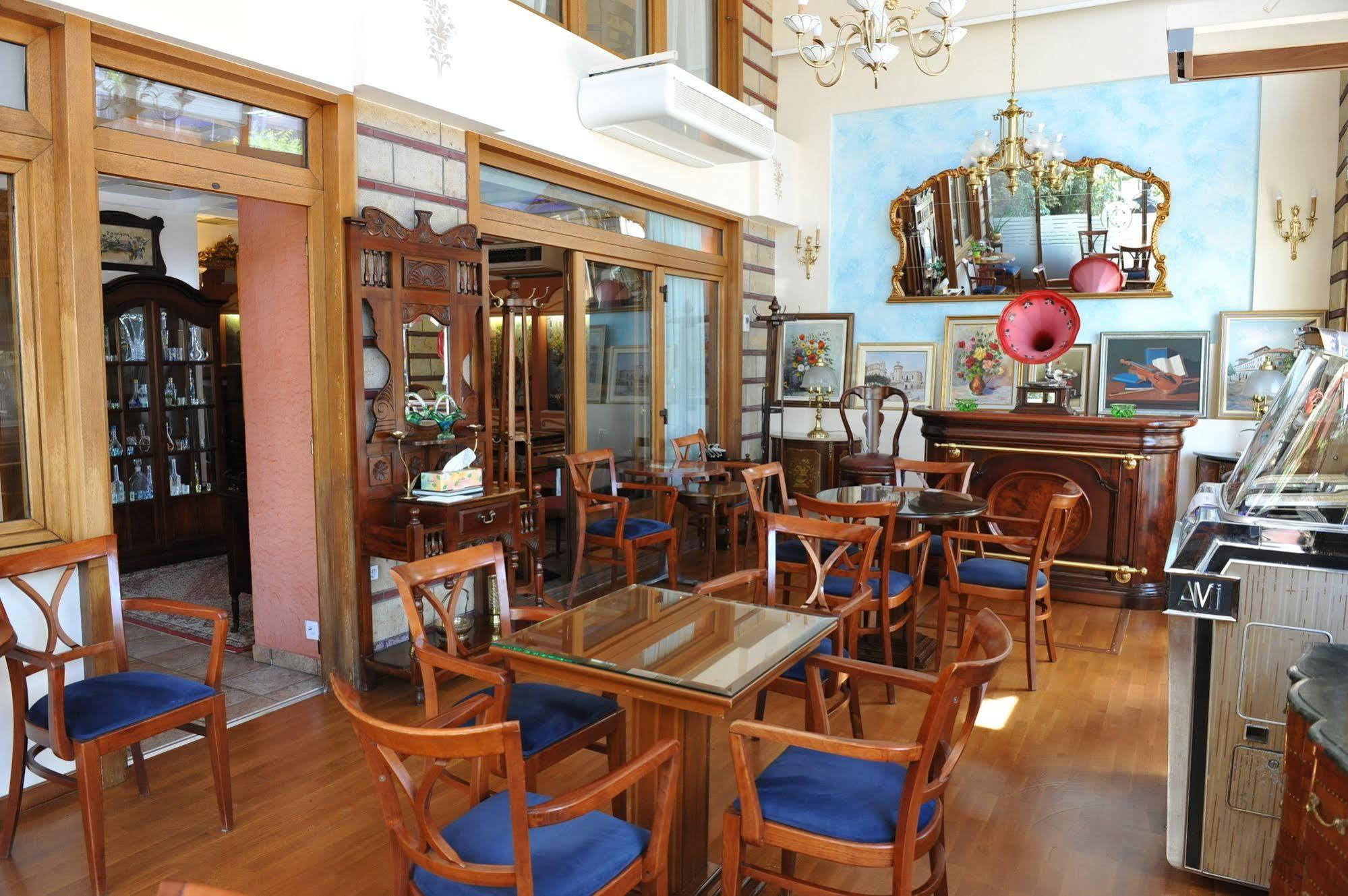 Katerina Hotel
