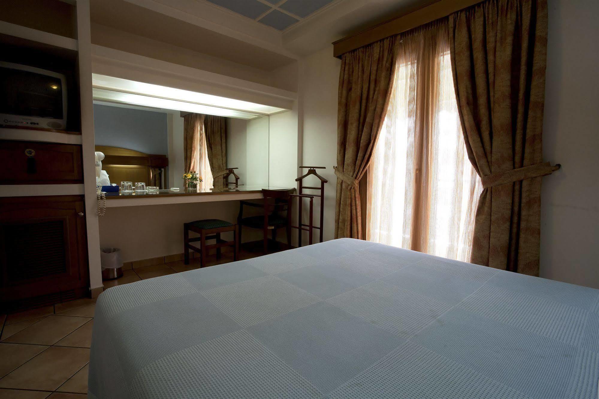 Hotel Katerina 3*