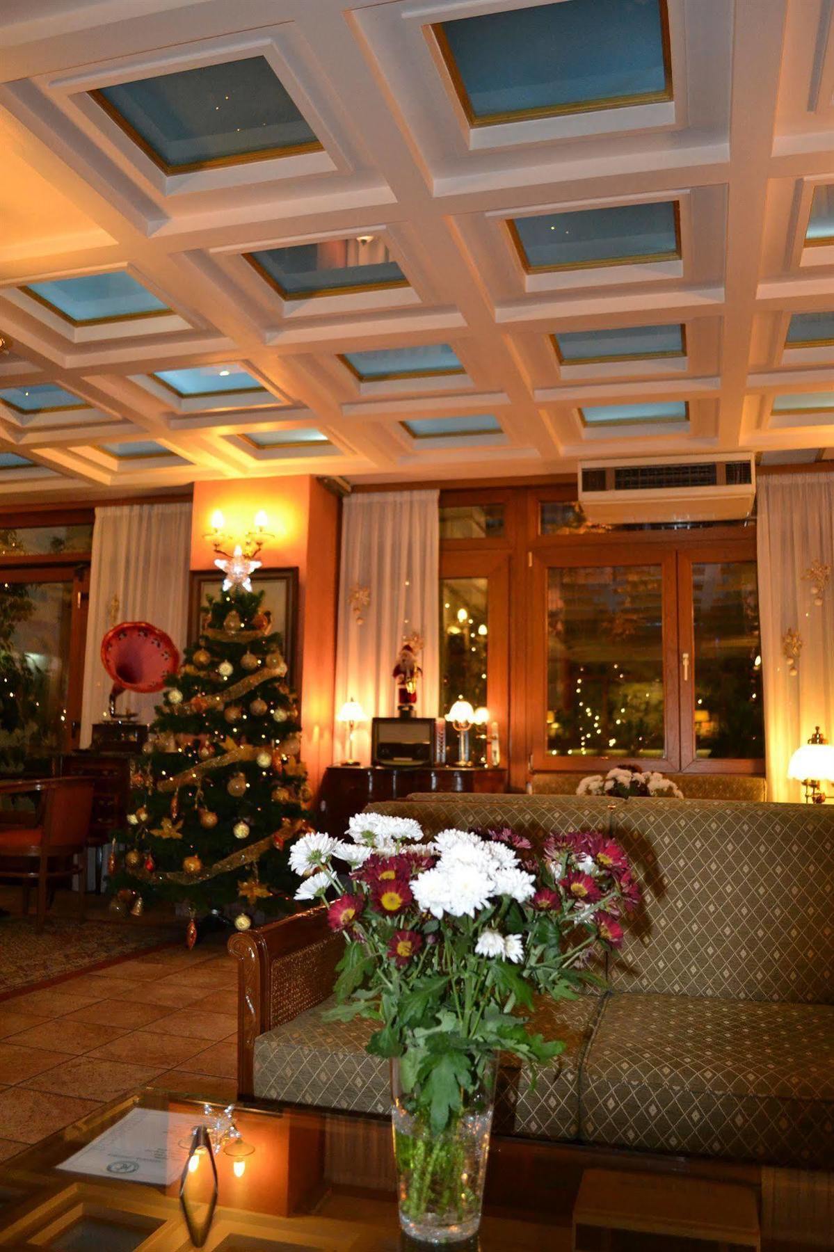 Katerina Hotel 3*