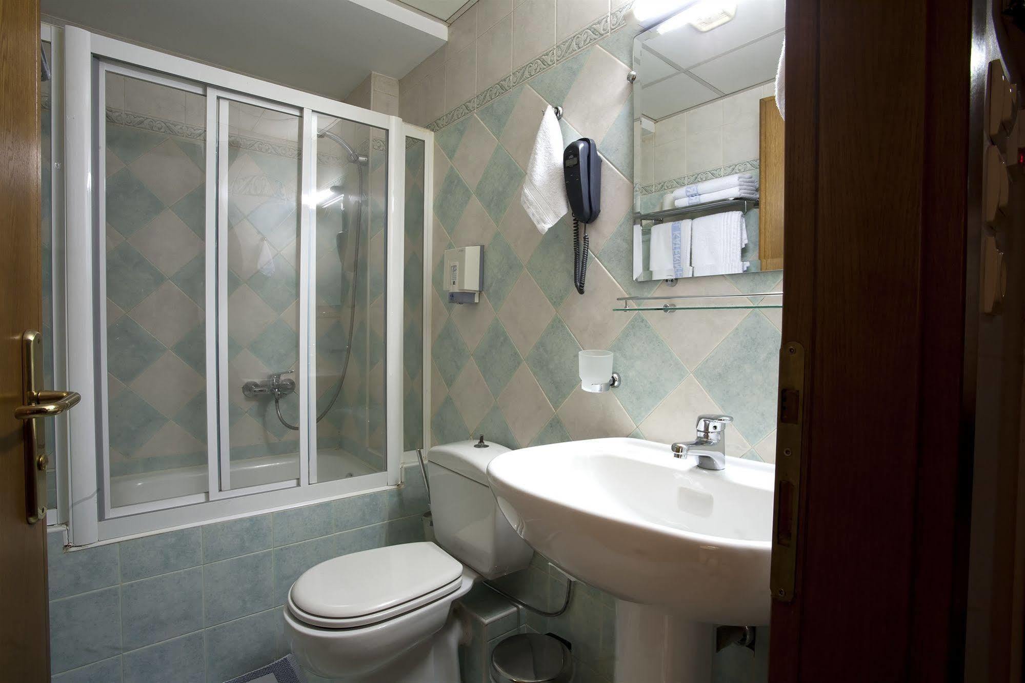 Hotel Katerina 3*