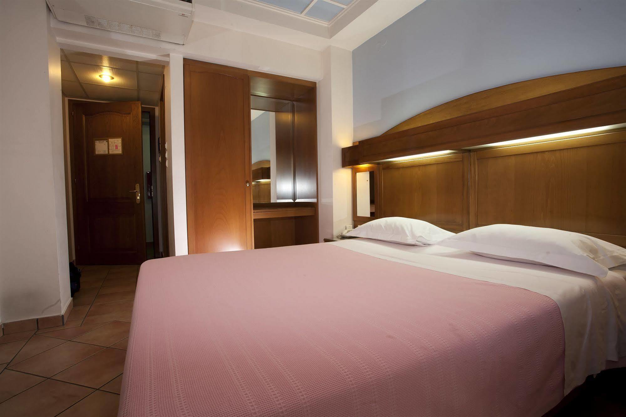 Katerina Hotel Athens